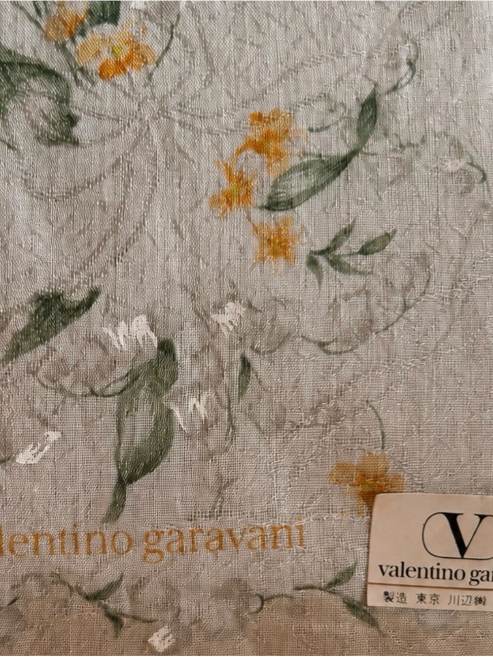Valentino Garavani Cream Floral Cotton Scarf / Handkerchief - Picture 4 of 6